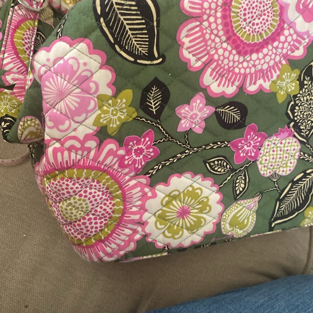 Vera Bradley Green and Pink Floral Women's Bag - Picture 9 of 9